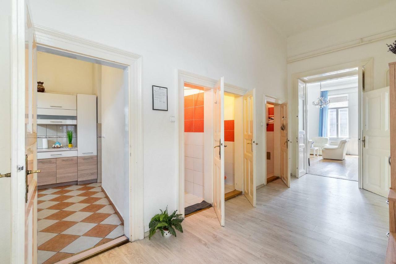 Izabella Home Budapest Exterior foto